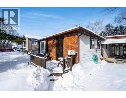 35 Blythewood CRESCENT - 47