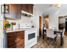 35 Blythewood CRESCENT - 8