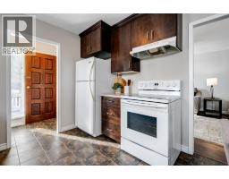 35 Blythewood CRESCENT - 9