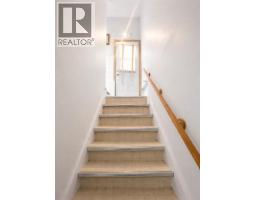 66 TWEEDSMUIR AVENUE - 16