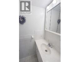 66 TWEEDSMUIR AVENUE - 23