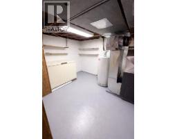 66 TWEEDSMUIR AVENUE - 25