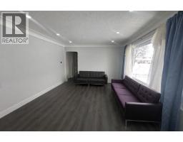 66 TWEEDSMUIR AVENUE - 3