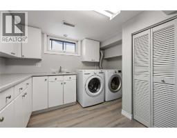 904 Allandale DRIVE - 33