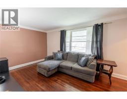 558 KINTAIL STREET - 8