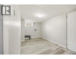 717 Oakdale AVENUE - 23