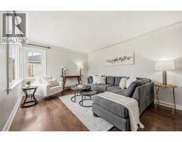 717 Oakdale AVENUE - 7