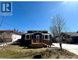 1962 Franklin AVENUE - 1