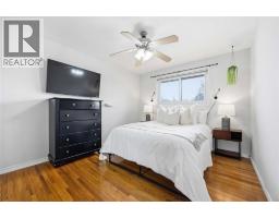 942 EXMOUTH STREET - 11