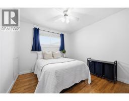 942 EXMOUTH STREET - 17