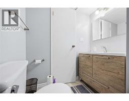 942 EXMOUTH STREET - 21