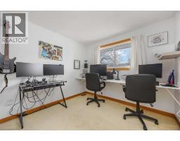 639 Stacy COURT - 16