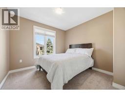 482A FIRST AVENUE - 11