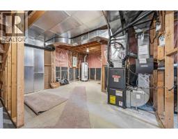 482A FIRST AVENUE - 25