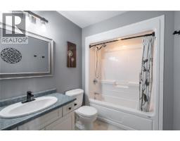 533 COUNTRY VIEW DRIVE - 24