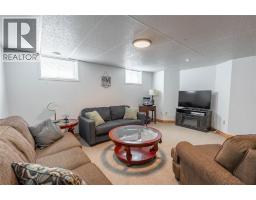 533 COUNTRY VIEW DRIVE - 28