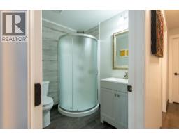 4011 Englehart DRIVE - 32