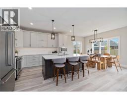 3560 BRITT BOULEVARD - 31