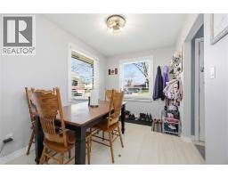 574 Nassau CRESCENT - 12
