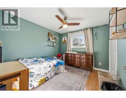574 Nassau CRESCENT - 14