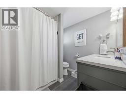 574 Nassau CRESCENT - 21