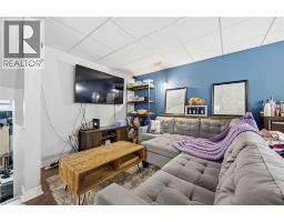 574 Nassau CRESCENT - 23