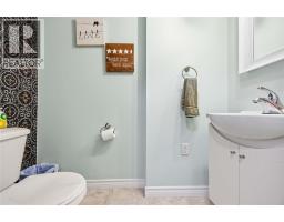 574 Nassau CRESCENT - 27