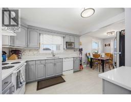 574 Nassau CRESCENT - 8