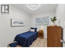 1631 MILLS STREET - 14
