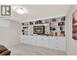 1631 MILLS STREET - 27