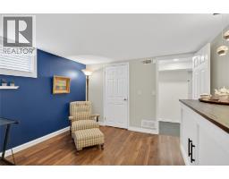 1631 MILLS STREET - 28