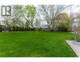 1631 MILLS STREET - 35