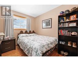 1231 EXMOUTH STREET - 18