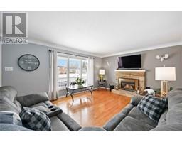1231 EXMOUTH STREET - 7