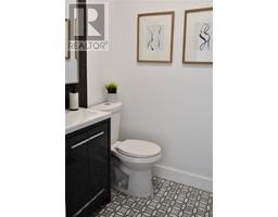 1193 EMILY STREET - 18