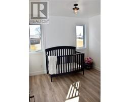 1193 EMILY STREET - 19