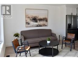 1193 EMILY STREET - 7