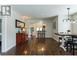422 LYDIA STREET - 10