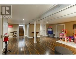 422 LYDIA STREET - 27