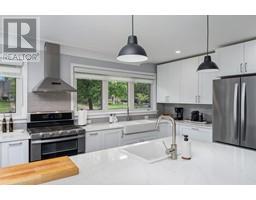 570 CATHCART BOULEVARD - 14