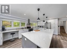 570 CATHCART BOULEVARD - 15