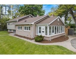 570 CATHCART BOULEVARD - 2