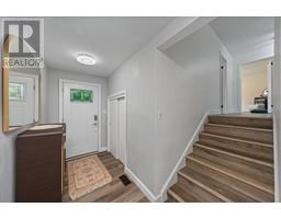 570 CATHCART BOULEVARD - 30