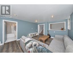 570 CATHCART BOULEVARD - 33