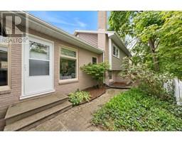 570 CATHCART BOULEVARD - 42