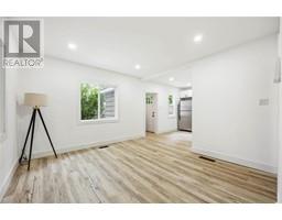 386 CROMWELL STREET - 12
