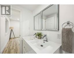 386 CROMWELL STREET - 15