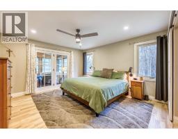 5168 LAKESHORE ROAD - 19