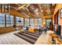 5168 LAKESHORE ROAD - 23