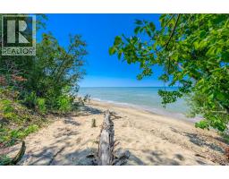 5168 LAKESHORE ROAD - 43